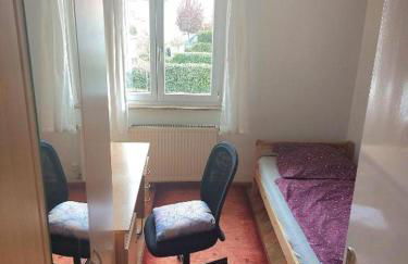 Make Yourself At Home - Foto 24