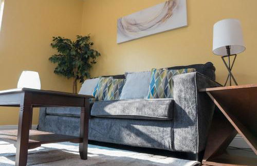 Tidy and Comfy 3BR, Balcony, WD, Free WiFi -E- - Foto 34