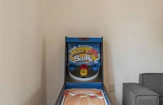 Vintage Vibes Near Airport Games Sleeps 8 - Foto 14