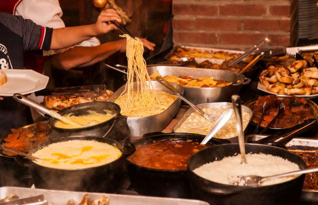 Italian Dinner & Folklore Show in Gramado - Photo 5