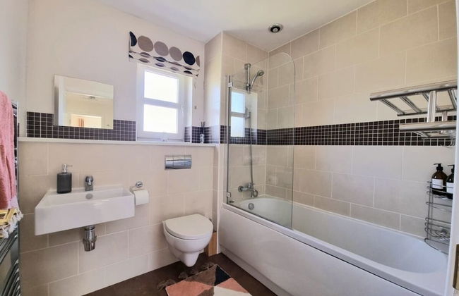 Boutique 3-bed Home with Free Parking in Glasgow - Foto 33