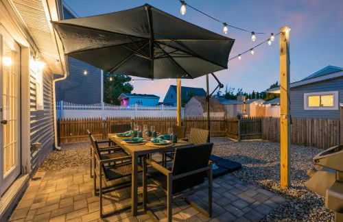 Highly Rated Beach House 35 Blocks to Beach & Main St 6 Badges, Patio, Grill - Foto 24