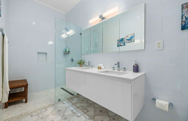 Oceanside Luxury The Cove Palm Beach 2BR 2 5BA - Foto 10