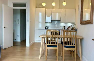 Seaview Retreat Private Parking - Photo 14