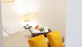 Ca' Spadoni, centro storico, piano terra, ingresso indipendente, teatro, parcheggio, - Foto 3