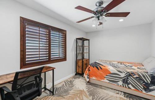 Peaceful Getaway with Renovated Amenities - Foto 31