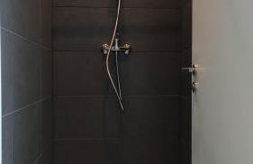 Tolstov Apartments - City Apartments with 2 , 3 and 6 Rooms - 15 Min to Messe DUS and Old Town DUS - Foto 21