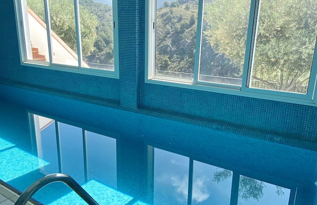 La Perla de Frigiliana Suites & Villa - Photo 33