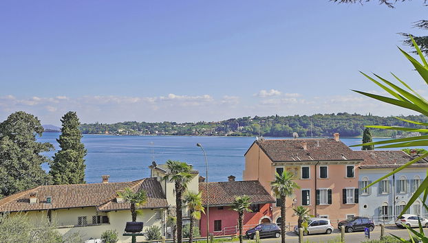 Blu View Apartment in Salo - Foto 2, Habitación
