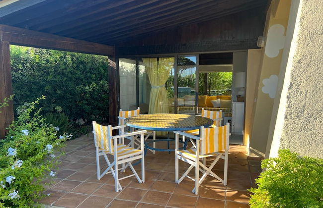 Lovely Holiday Apartment by the sea in Grimaud - Photo 7