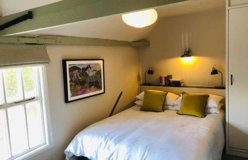 Tudor House - Foto 1