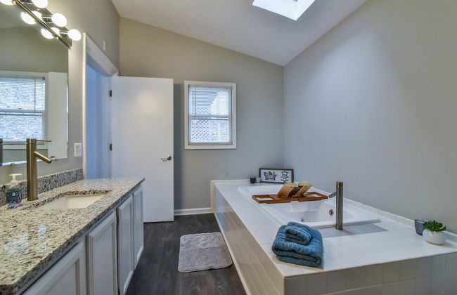 Mountain Retreat Hot Tub Asheville - Foto 16