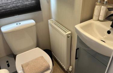 Deluxe 3 bedroom caravan in Haven's Seton Sands Holiday Village,Wifi - Foto 13