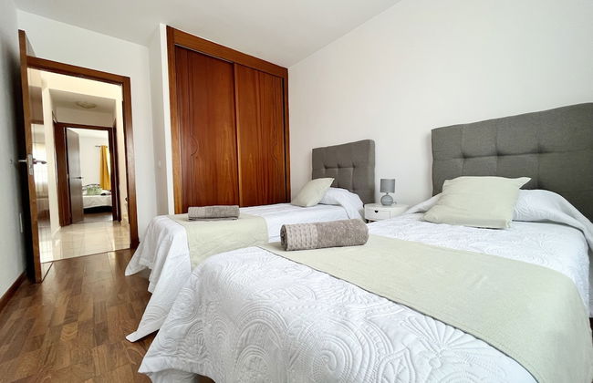 Villa - Sleeps 6 - Pool - Pets Ok - Parkin - Foto 6