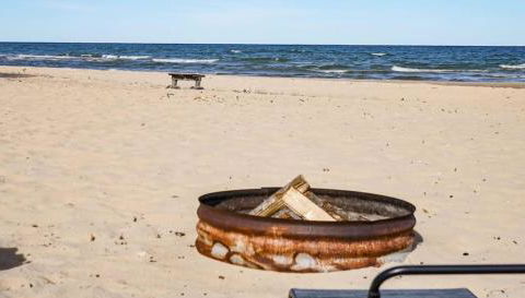 Beach Club of Oscoda - The Lakeshore Cottage - Foto 1