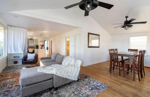 Orca Haven - 2BR with Scenic Views in Richmond Beach - Foto 9