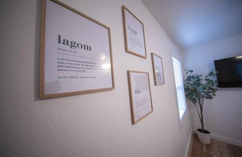 Centrally Located Cozy Modern Home in Bethel - Foto 51