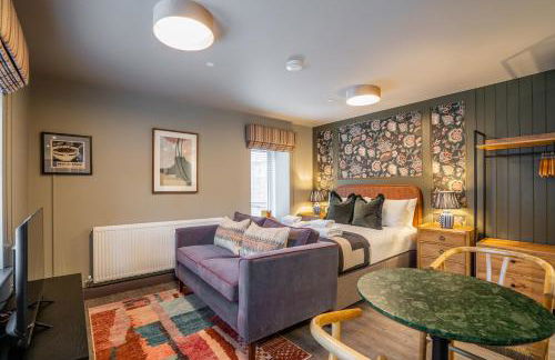 The Falcon - Foto 28