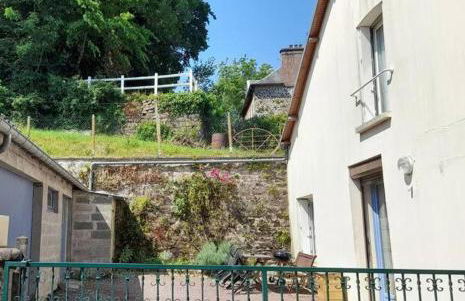 Chez Pauline, Gavray. House with secure parking, Wi-Fi & garage. - Foto 1