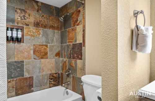 4BR 5BA Lakeway Retreat w Grill Deck and Tennis Courts by Austin Vacay - Foto 58