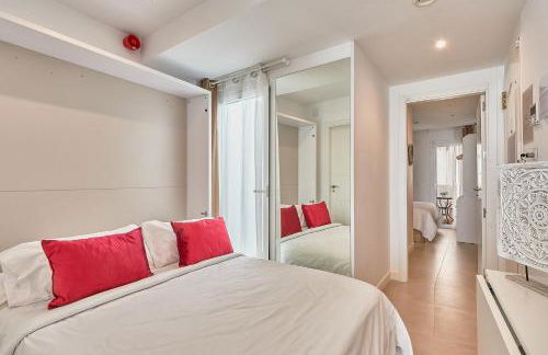 Suite Deluxe Face Mer Apart Malaga - Photo 31