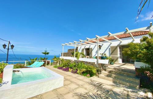 Casa Badana, Exclusiva Casa Privada con Piscina y Vistas al Mar - Foto 1