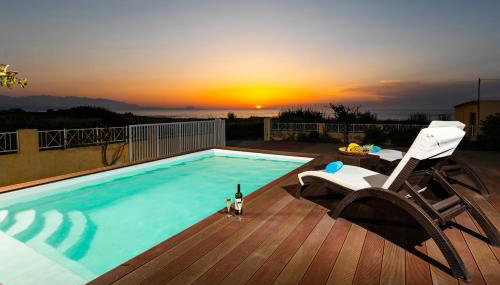 Bella Vista House - Photo 1