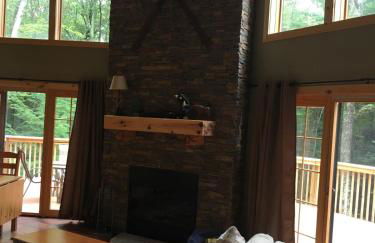 Cozy Vacation Rental for 10 with a Fire Pit in Jim Thorpe, Pennsylvania - Photo 19