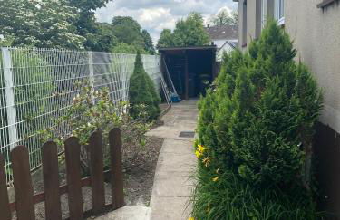 Ruhige freistehender Bungalow mit Parkplatz - Foto 12