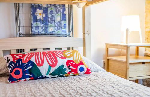 Travel Habitat Plaza de la Virgen - Photo 11