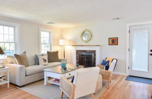 Fully Updated Home w Great Outdoor Space - Foto 7