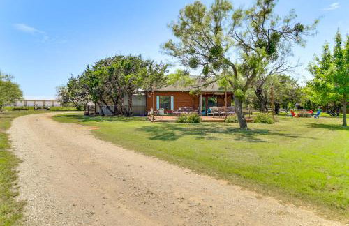 1 Mi to Lake Pet-Friendly Cabin in Strawn - Foto 23