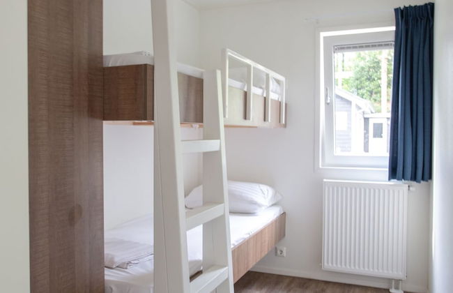 Beautiful House With Covered Terrace, Located in a Holiday Park in Rhenen - Photo 36