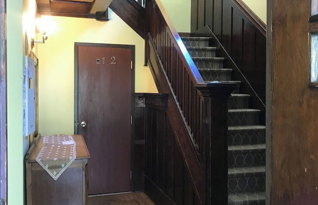 West Broadway guesthouse - Photo 54