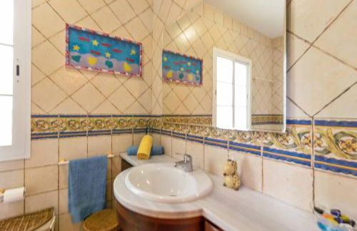 Villa estilo mediterránea con Piscina, Jardín, Bbq y Jacuzzi - VILLA BEL AIR REAL - Foto 22