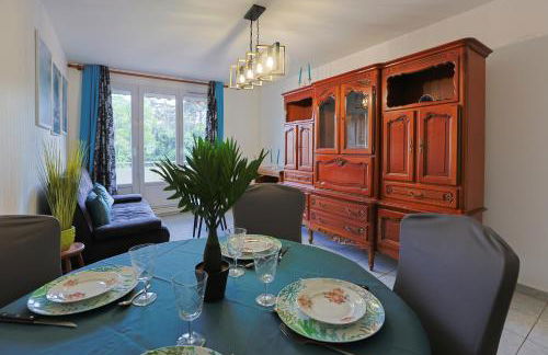 Lumière et Espace, Lyon et Pilat à votre Portée - Foto 1