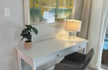 Spacious 3 Bed 3 Bath Pool Home in Naples - Photo 31