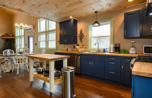 Secluded Lodge - Hot Tub, Views, Arcade - Foto 19