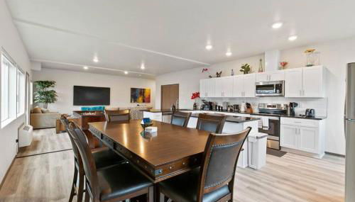 HUGE-Fun-Trendy Apt by Perry District & Downtown - Foto 3