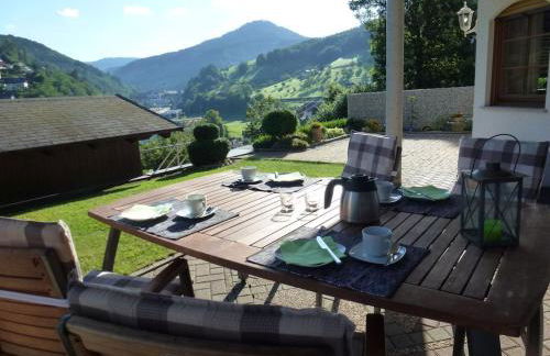 modernly furnished holiday apartment - Foto 1