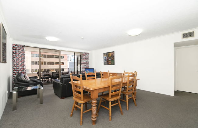 The Astor Apartments - Photo 21