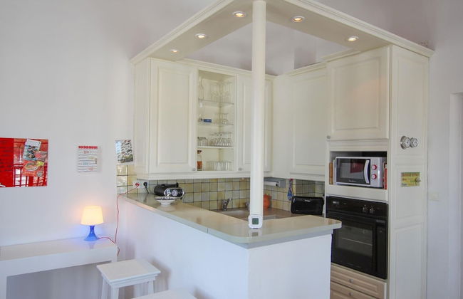 Modern Apartment in Port Grimaud Near the Beach - Photo 9