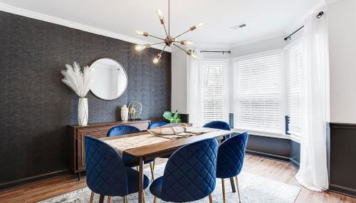 Lux Home-mins to Truist Park wKing pet friendly - Foto 1