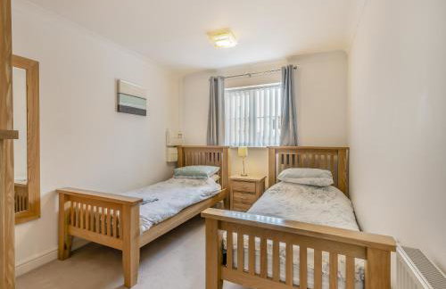 The Beeches - Photo 14