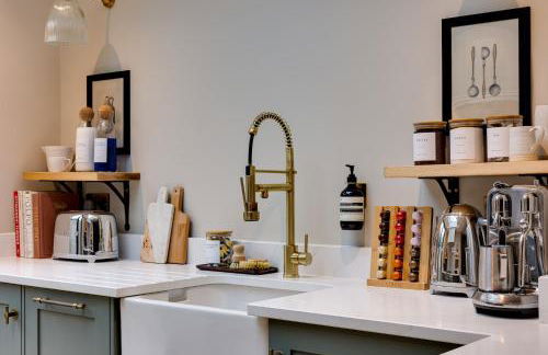 *NEW* Little Pyecroft House, Chester - Photo 19