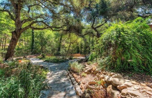 Vintage RV Creekside Nature Retreat near Ojai next to Swim Holes Hike - Foto 30