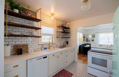 University Home Close to Nob Hill - Foto 8