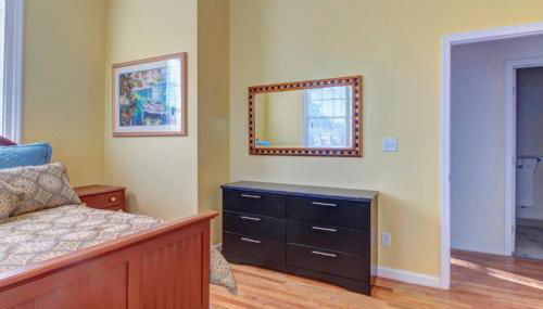 Entire 2BD, Near Forsyth Park - Foto 4, wardrobe