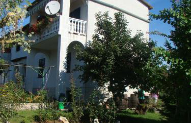 Apartments with a parking space Zajci, Central Istria - Sredisnja Istra - 14303 - Foto 2