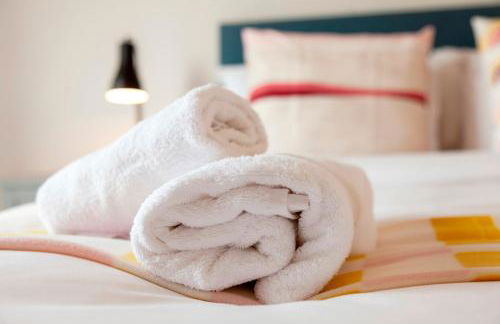 54 Woodpecker Way · Modern apartment near Addenbrookes Free parking Pass the Keys - Foto 27